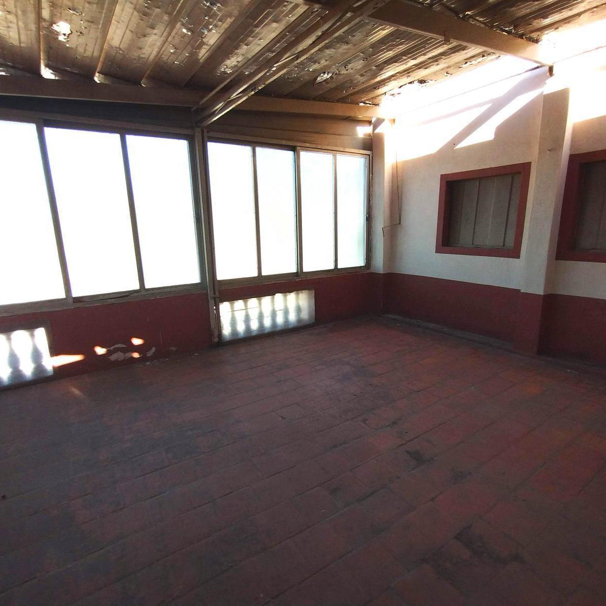 Retasado! Propiedad Multifamiliar, con Gran Potencial Comercial - Roque Saenz Peña, Rosario 1