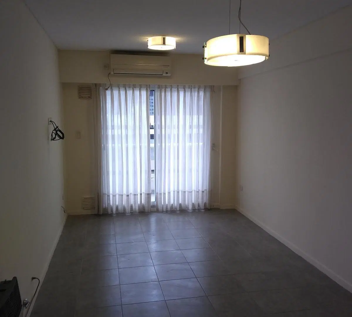 Departamento en Abasto 3