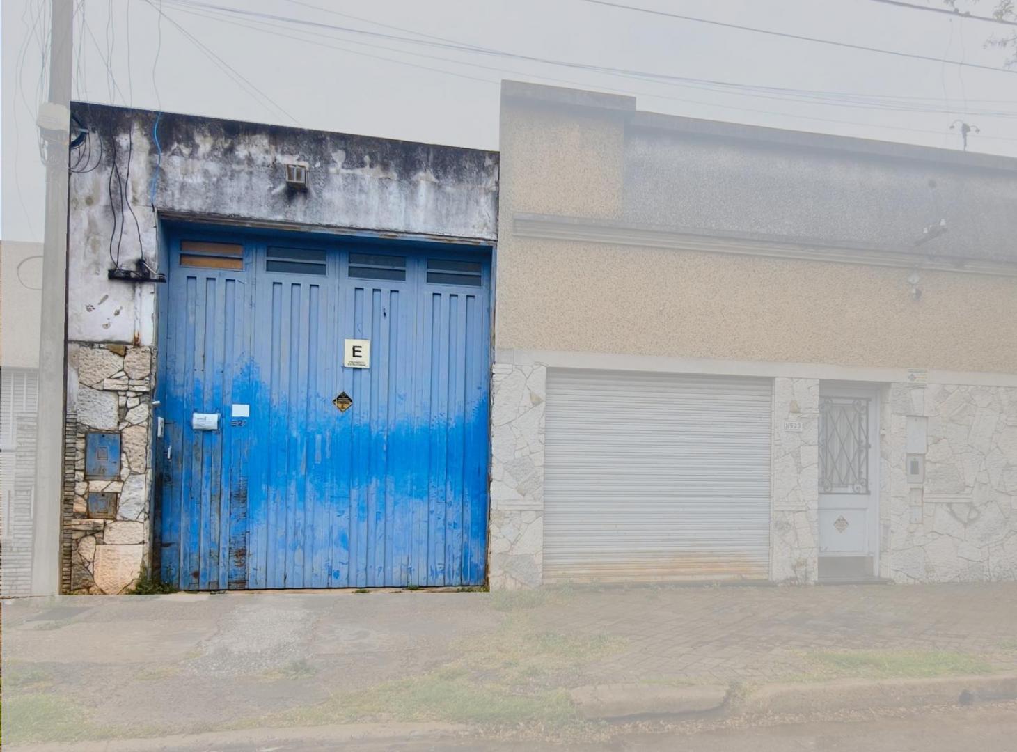 Foto de Galpón en Venta de 436 m² Apto Crédito en Barrio Roque Sáenz Peña, imagen 2