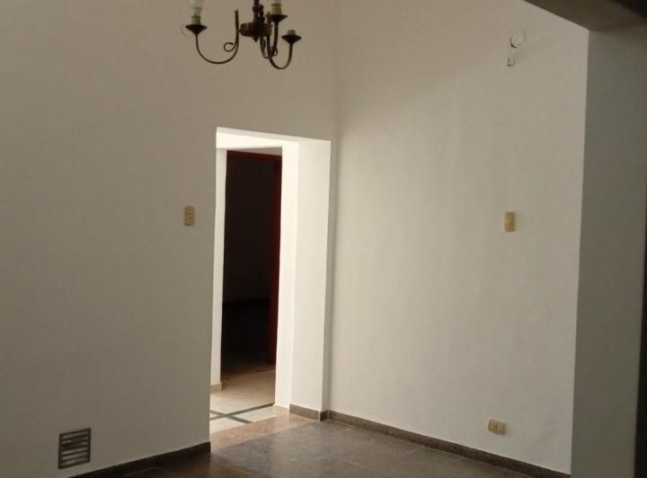 Casa de 2 dormitorios en alquiler 1