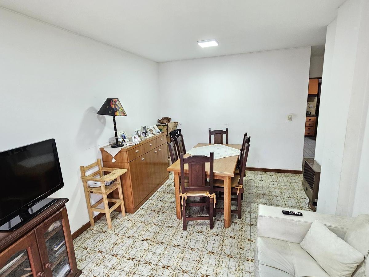 Departamento 3 Dorm. - Centro con Cochera - Al Frente 1