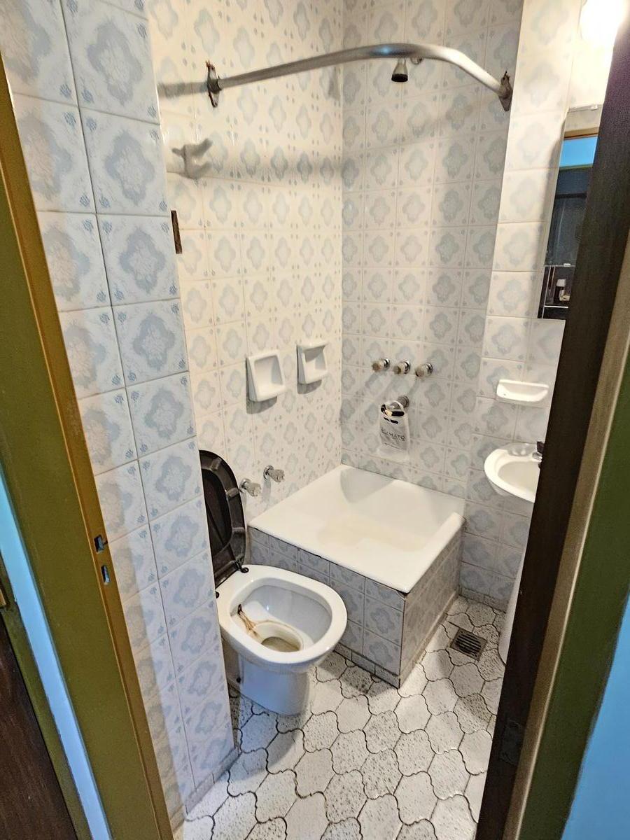 Departamento 3 Dorm. - Centro con Cochera - Al Frente 4
