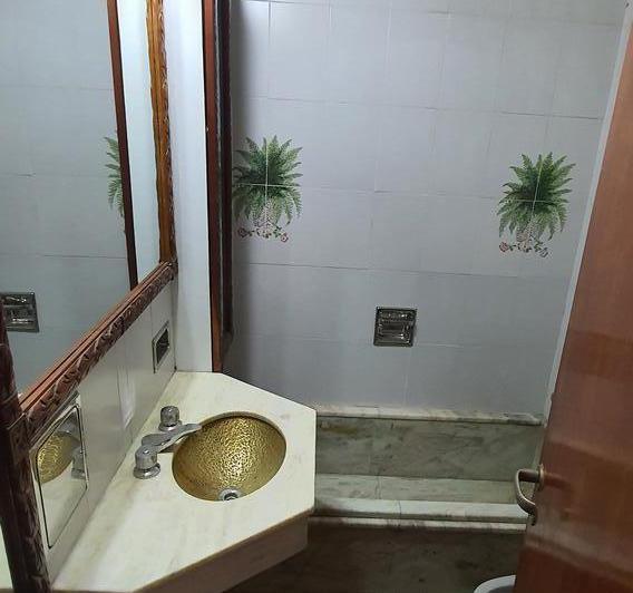 Abasto - Casa 2/3 dormitorios - 134 Mts 2 Cubiertos - Cochera y Parrillero