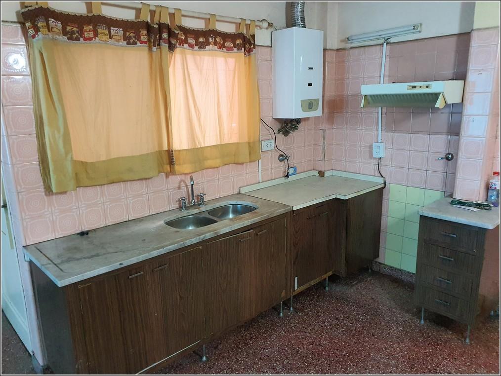Foto de Casa en venta de 3 dormitorios a metros de Bv. Rondeau. Garaje y patio., imagen 3