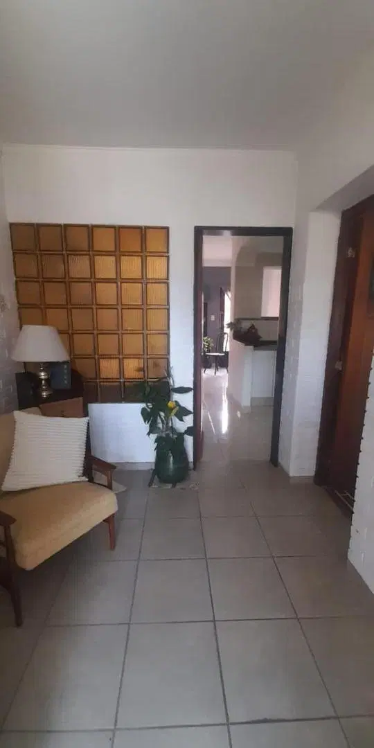 Casa en venta de 3 dormitorios, Cochera, patio. En La Florida lado Río. Lista para habitar 1