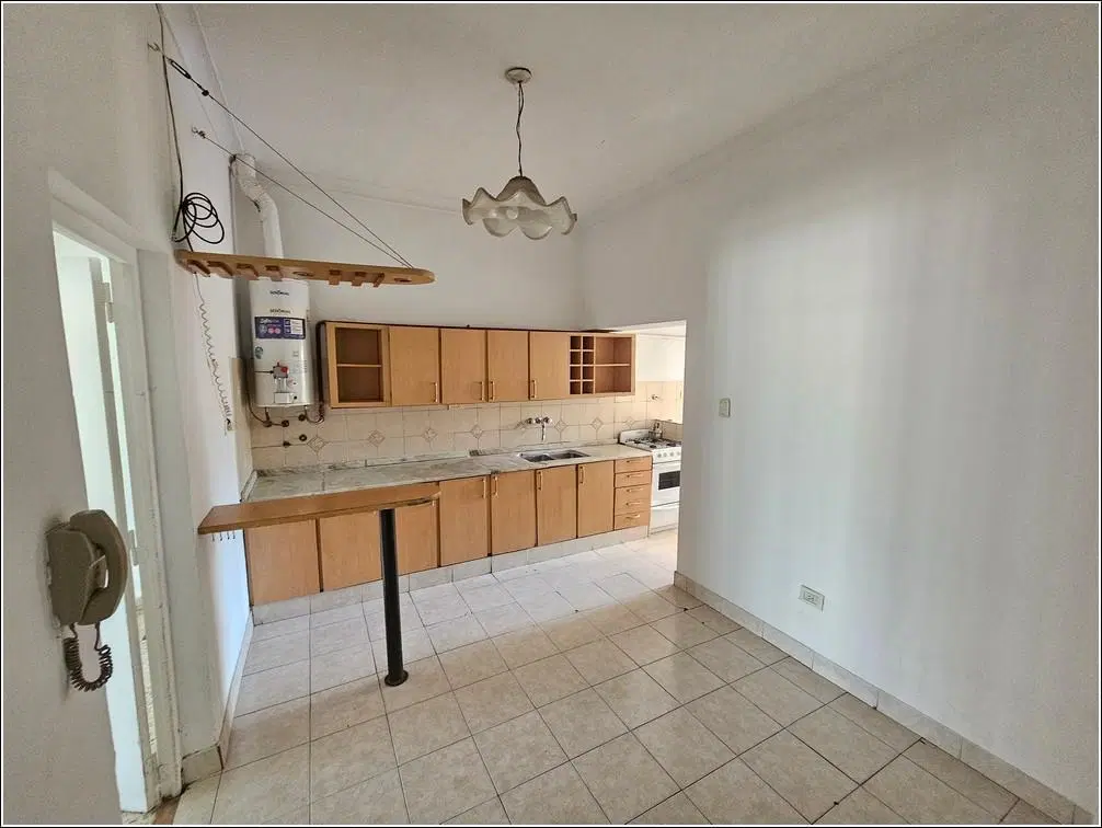 Casa en venta en La Florida rio de 2 dormitorios - Cochera y gran patio. Ideal Inversores 2