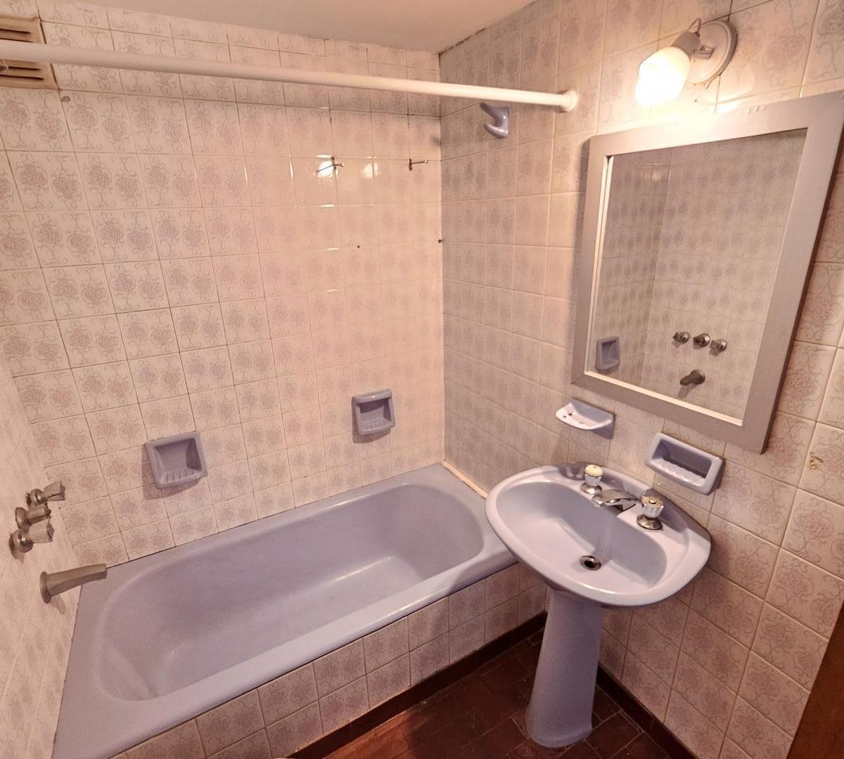 Foto de Departamento 2 Dormitorios C/ placares, imagen 2