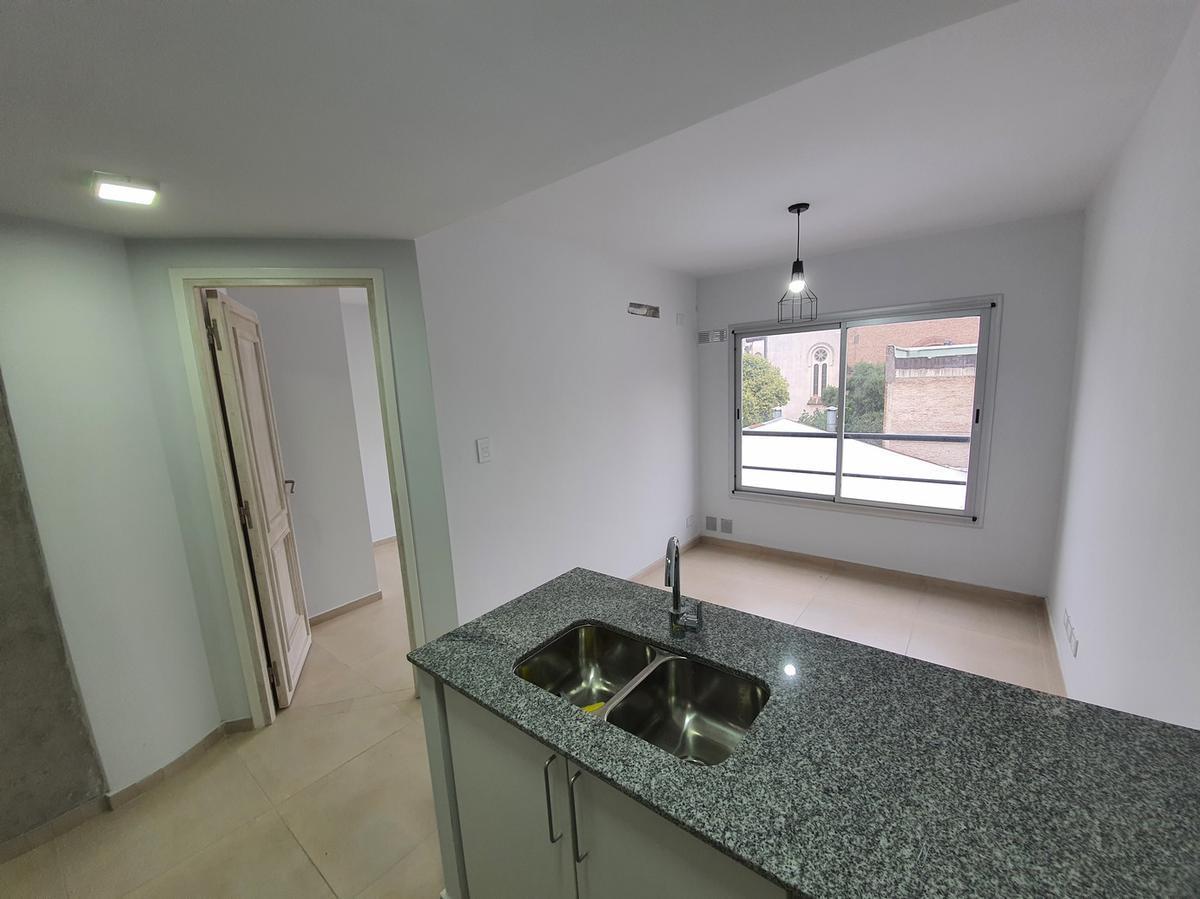 Foto de Departamento alquiler 1 dormitorio - Estrenar - Av. Pellegrini, imagen 2
