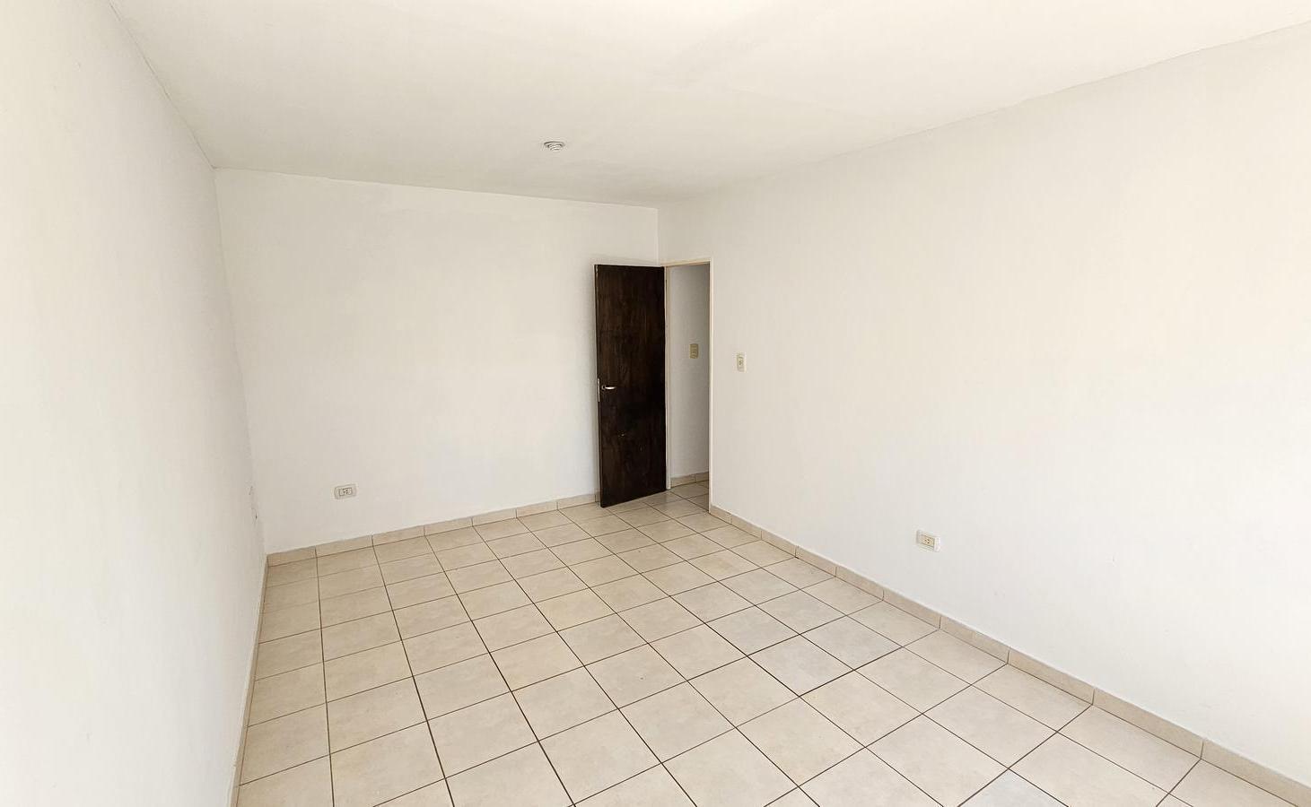Foto de Departamento Pasillo 2 dormitorios Sin expensas, imagen 4