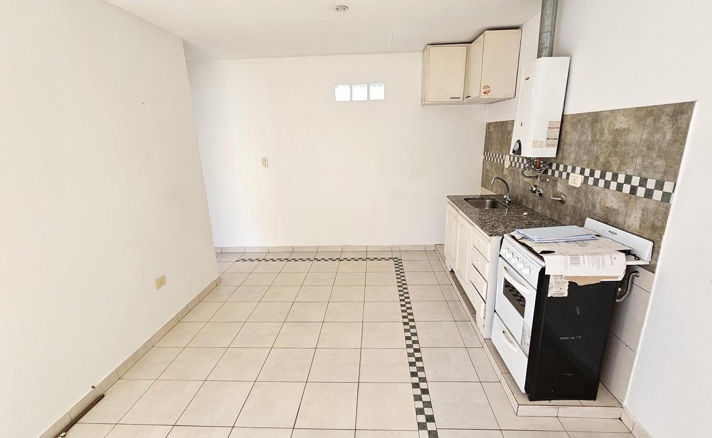 Foto de Departamento Pasillo 2 dormitorios Sin expensas, imagen 1