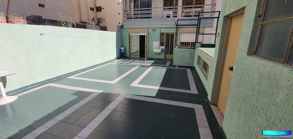 Foto de Impecable - Departamento Con Patio - Quincho y Parrillero, imagen 3