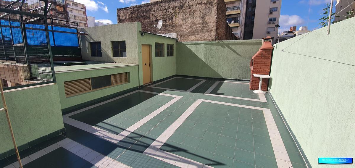 Foto de Impecable - Departamento Con Patio - Quincho y Parrillero, imagen 2