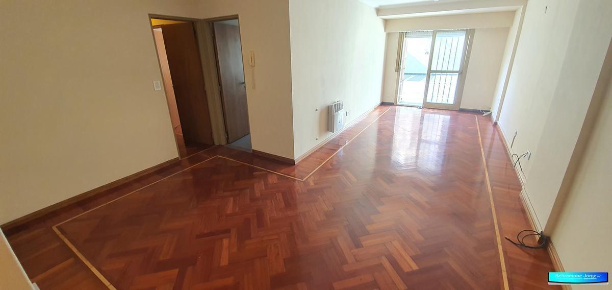 Foto de Impecable - Departamento Con Patio - Quincho y Parrillero, imagen 4