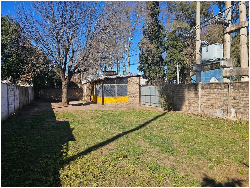 Foto de Quincho en alquiler tipo loft con gran terreno parquizado e ingreso, imagen 2