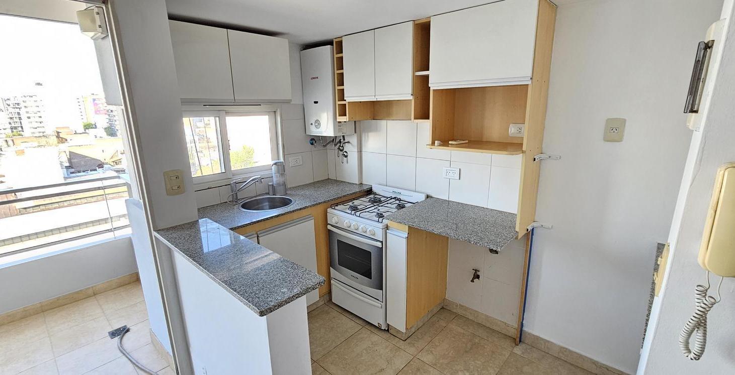 Foto de Departamento 1 Dormitorio al Frente C/ Balcón - Impecable, imagen 3