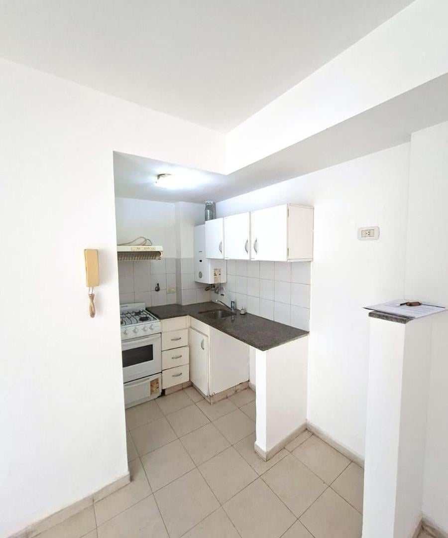 Foto de Departamento 1 Dormitorio a la Calle/ Apto Uso Oficina, imagen 1