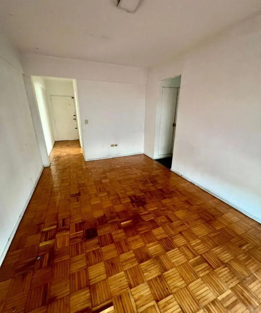 Depto de 3 ambientes en venta en Flores! 4