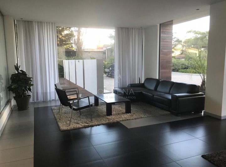 Foto de Apartamento en la Brava 2 dormitorios con terraza y garage, imagen 2