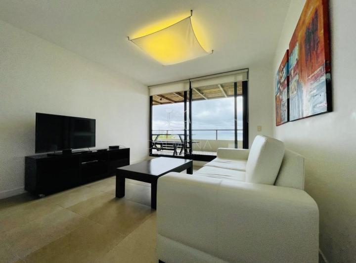 Foto de Venta de apartamento de dos dormitorios con parrillero en complejo, imagen 2