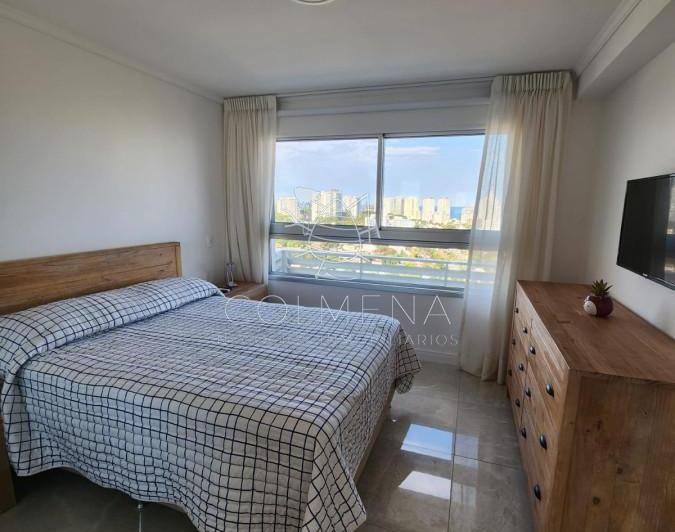 Foto de Venta Apartamento 2 dormitorios en Edificio de categoría, zona Mansa, imagen 2