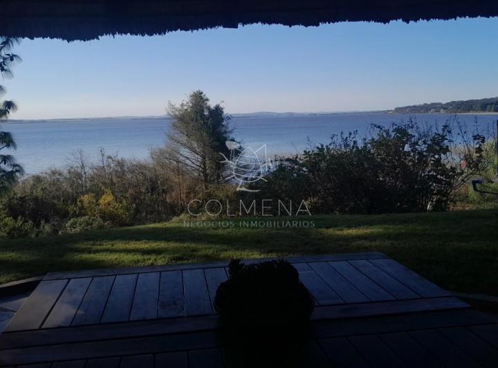 Foto de Directamente sobre la Laguna del sauce, imagen 2