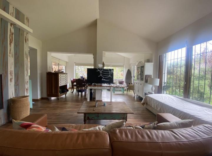 Foto de Casa de 3 dormitorios y agradable jardín en Punta del Este, imagen 3