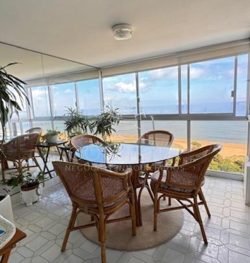Foto de Apartamento con excelente vista plena frente a playa mansa, imagen 5