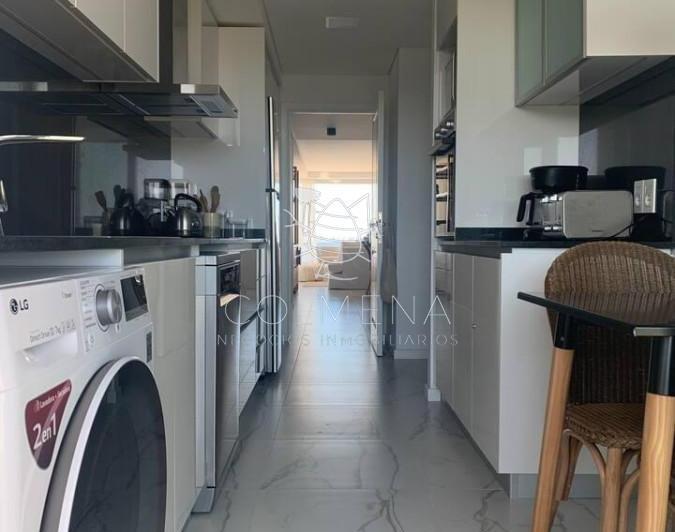Foto de Vende apartamento con vista al mar de 3 suites, en Mansa- Punta del, imagen 1