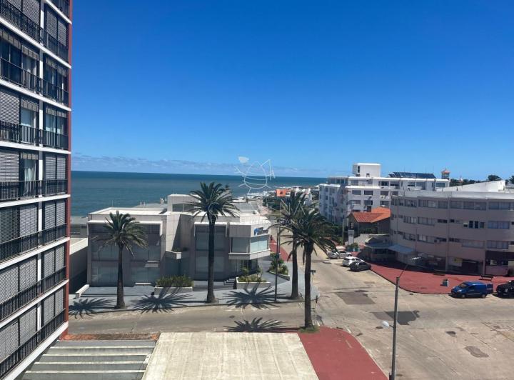 Apartamento en Península 2 dormitorios con garage 1