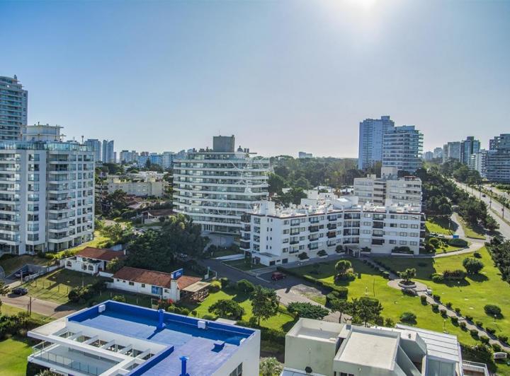 Foto de Hermoso Departamento en venta de 3 dormitorios. Torre Tiburon. Playa, imagen 2
