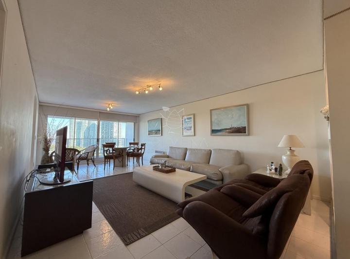 Foto de Apartamento en Mansa, 3 dormitorios, imagen 1