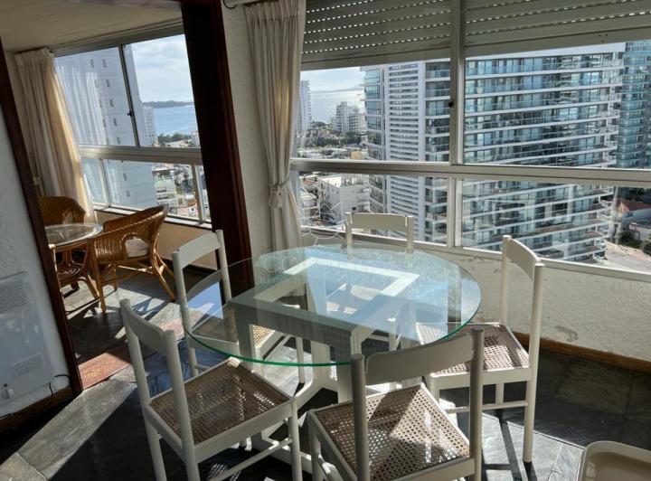 Apartamento en playa brava 2