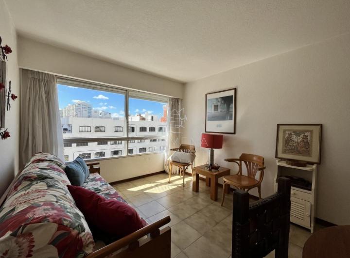 Apartamento en venta  Torre Gattas 4º piso vista playa brava y mansa 3