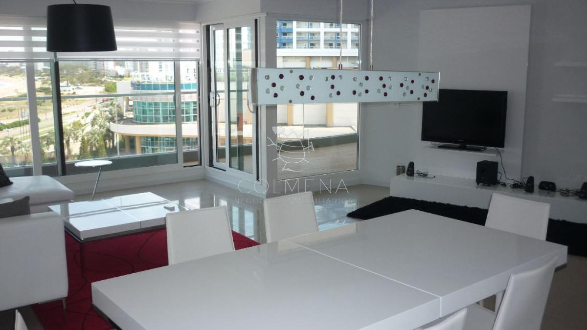 Foto de Apartamento en Venta y Alquiler, Mansa, Punta del Este, 3 Dormitorios., imagen 2