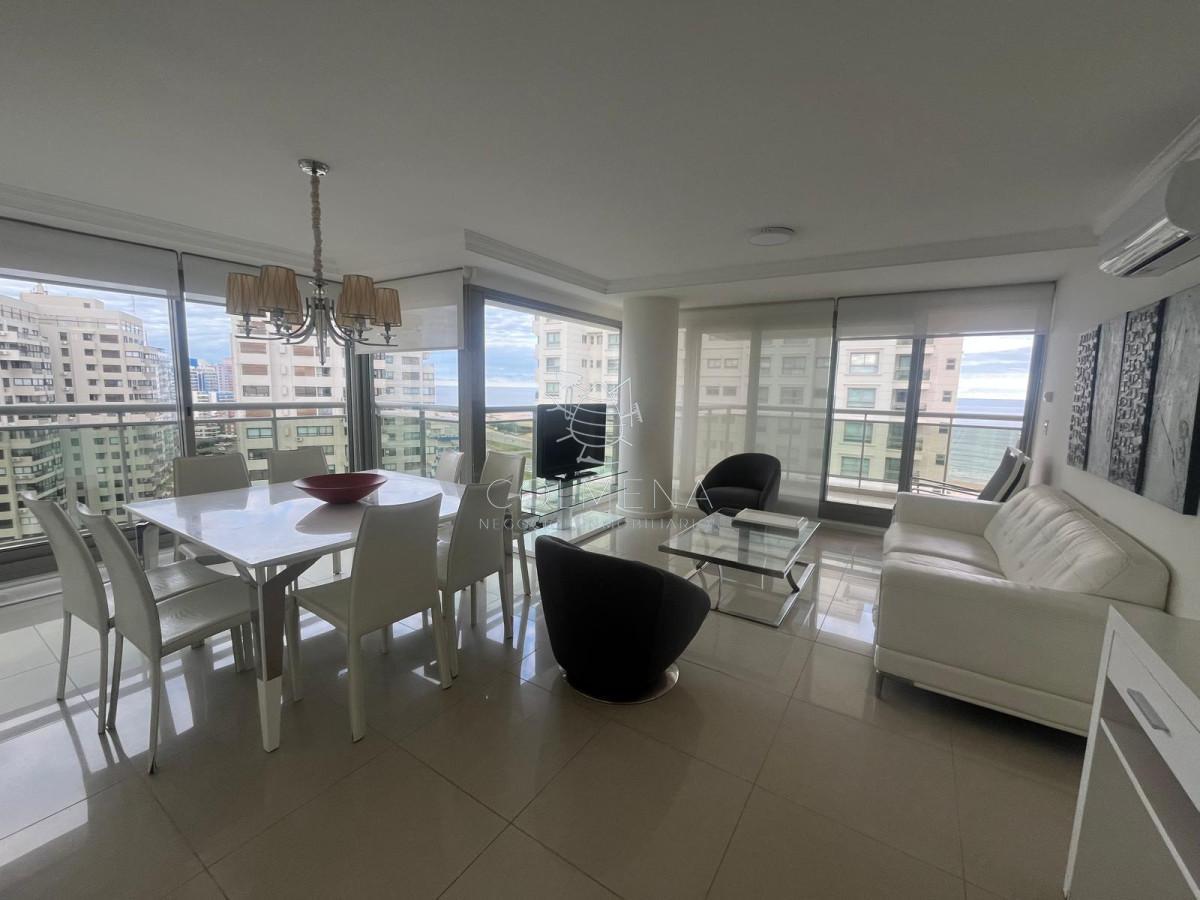 Apartamento en Venta de 2 dormitorios en Punta del este , Playa Brava , Torre Imperiale