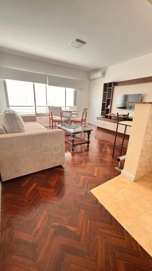 Foto de Apartamento en Alquiler en Peninsula a 1 cuadra y media playa los dedos, imagen 1