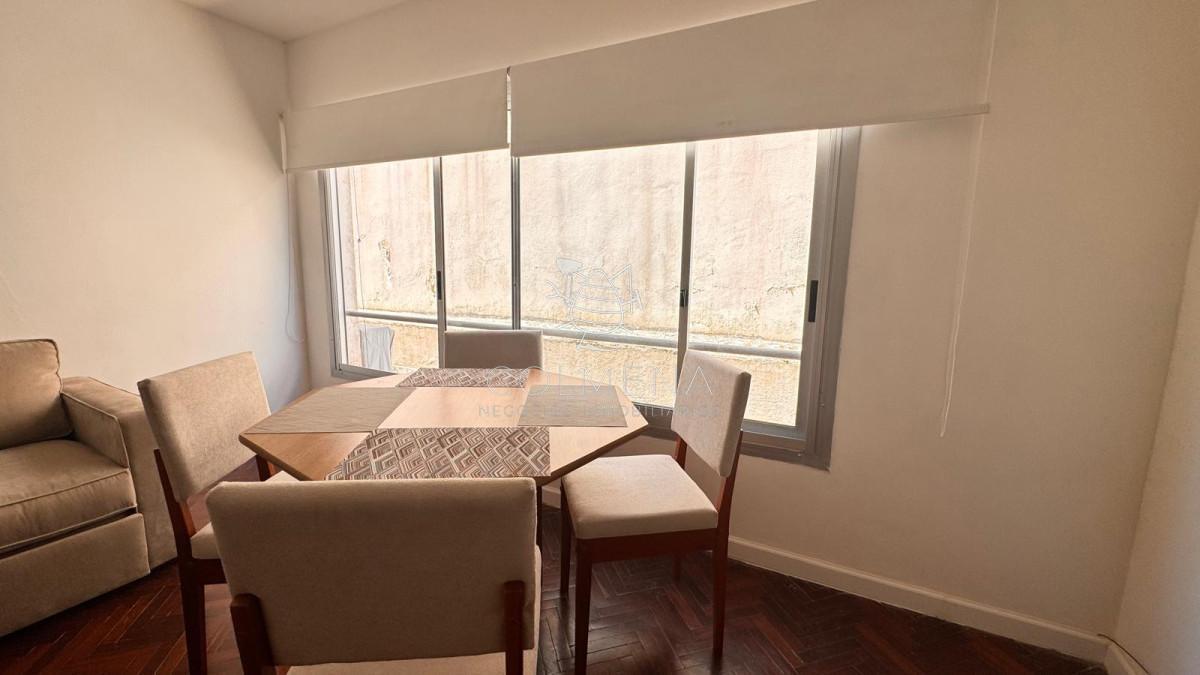 Foto de Apartamento en Alquiler en Peninsula a 1 cuadra y media playa los dedos, imagen 2