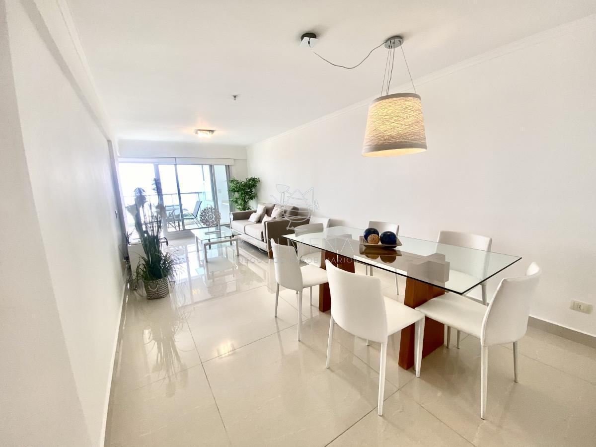 Foto de Apartamento de categoria en venta Playa Mansa 2 dormitorios MIAMI, imagen 2