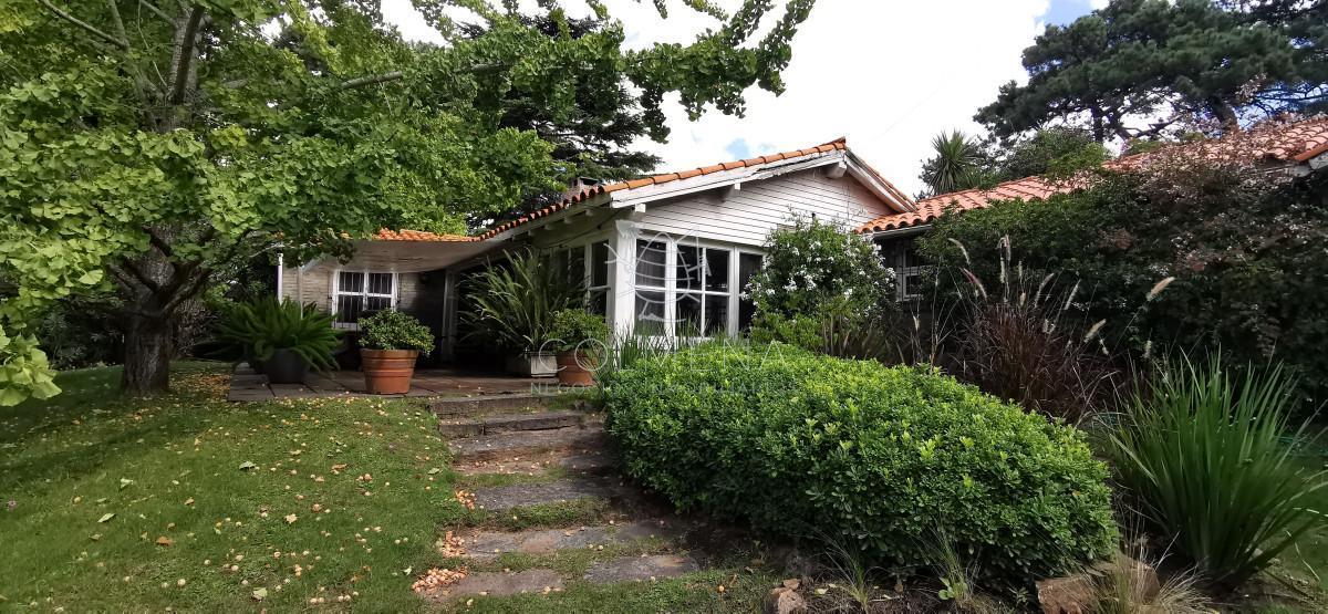 Casa en , 4 dormitorios *