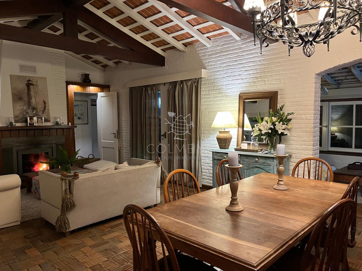 Foto de Casa en , 4 dormitorios *, imagen 2