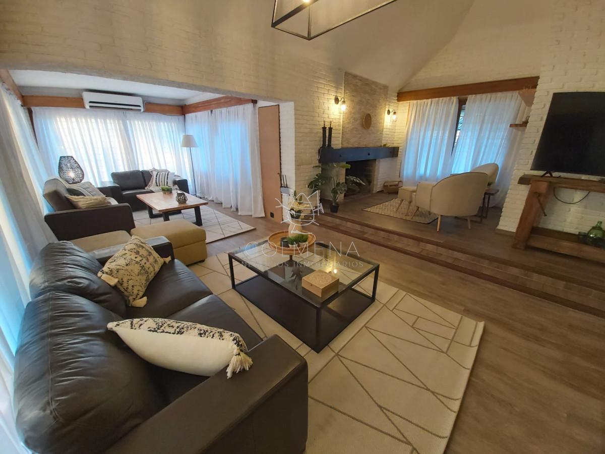 Foto de gran casa en alquiler en Punta del Este, imagen 2