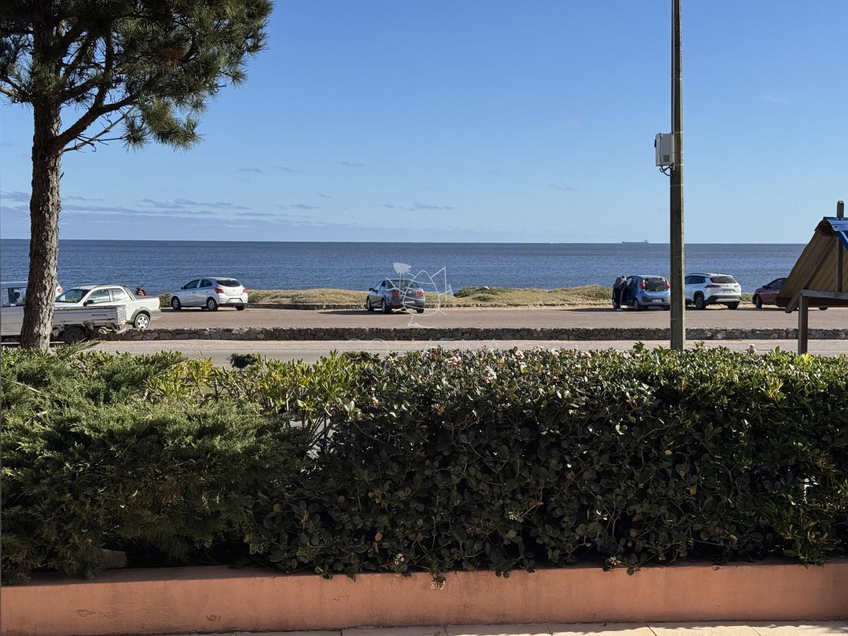 Foto de Apartamento en primera línea con vista y piscina propia, imagen 1