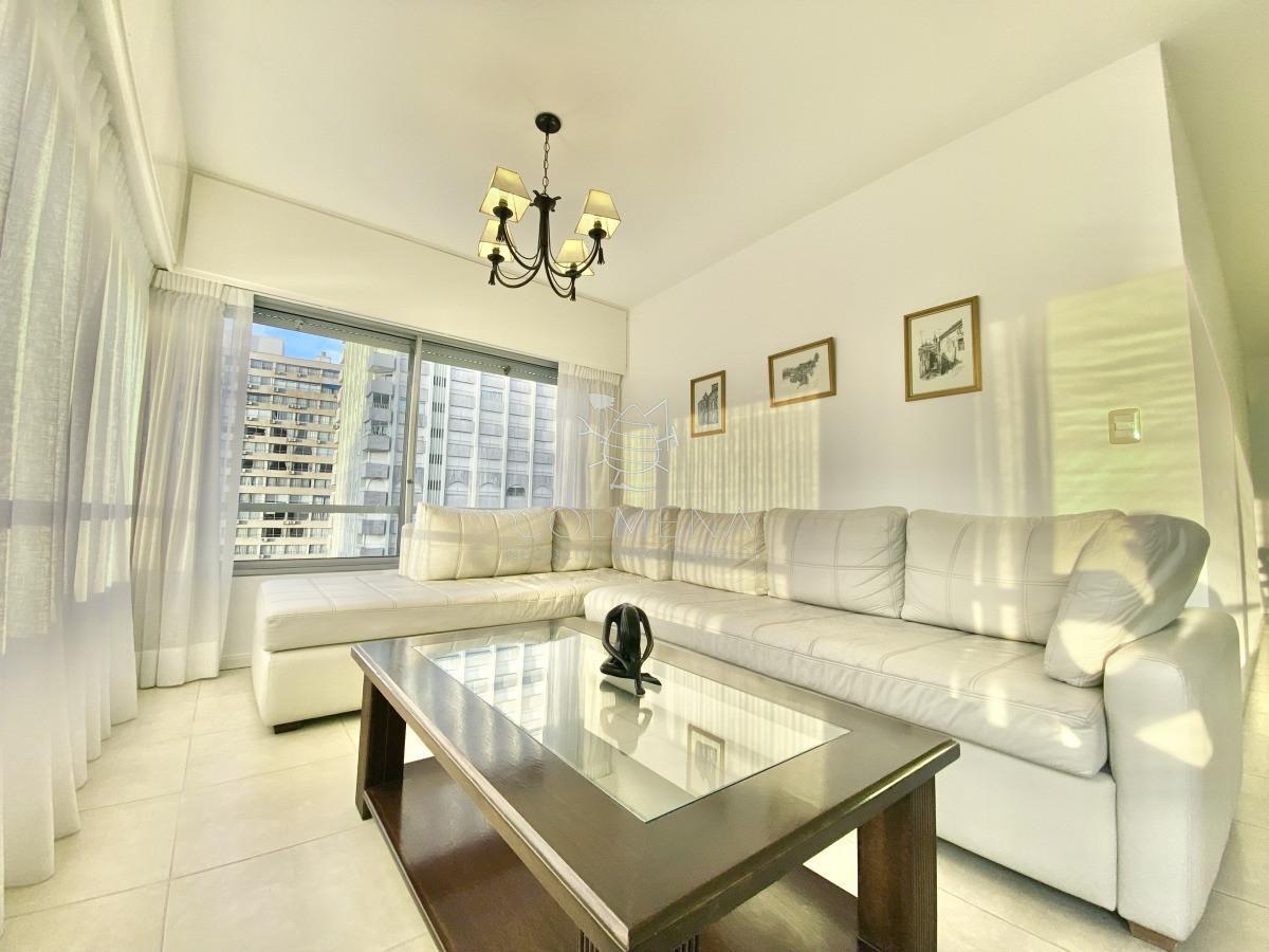 Foto de Venta apartamento de 2 dormitorios en Península, Punta del Este, imagen 2