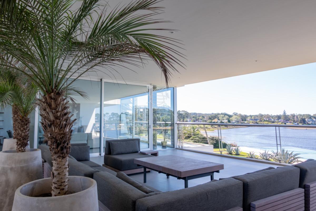Foto de Apartamento sobre arroyo Maldonado y puente la Barra, imagen 2