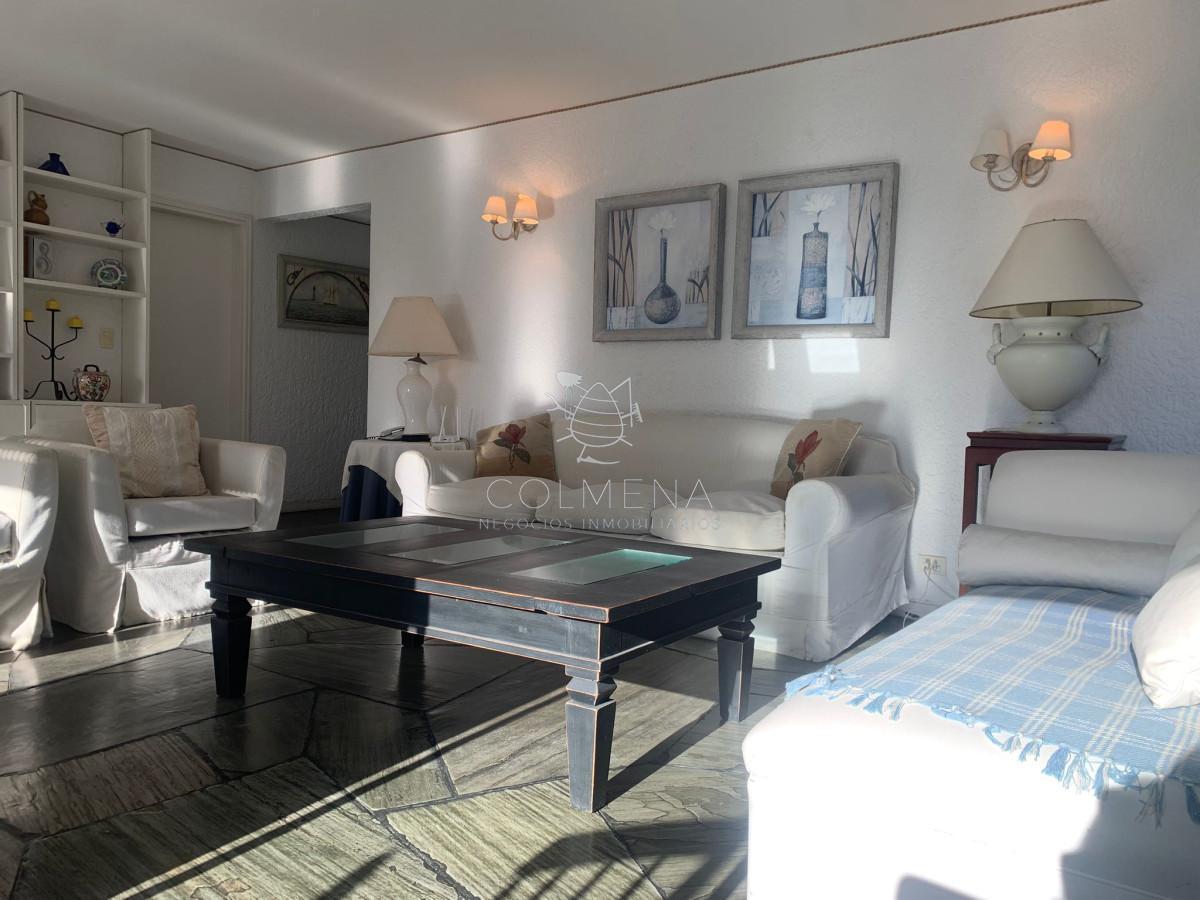 Foto de Muy lindo apartamento en península de Punta del Este, imagen 5
