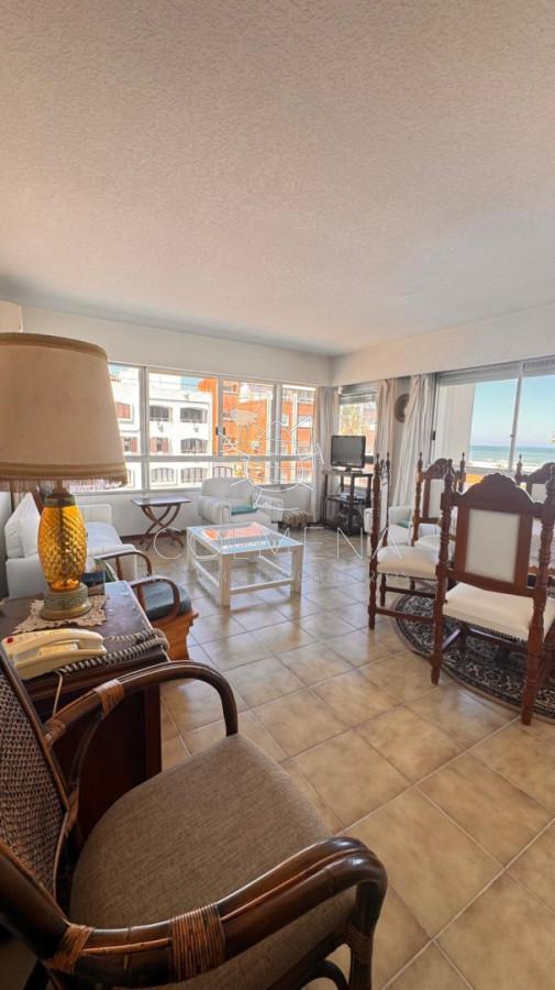 Apartamento de  2 dormitorio y 1 baños -En la peninsula