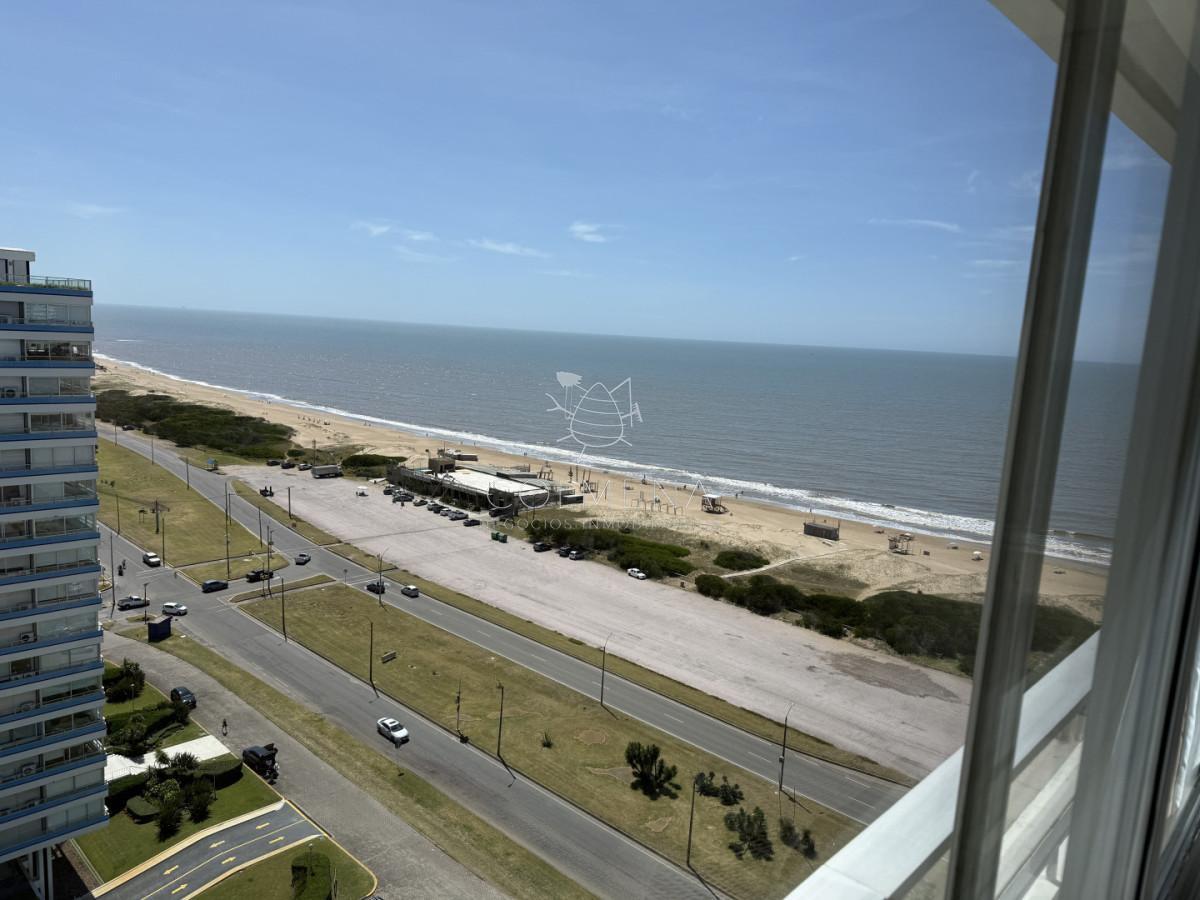 Foto de ESPECTACULAR PLANTA, PRIMERA LINEA, SERVICIOS Y CLUB, imagen 1