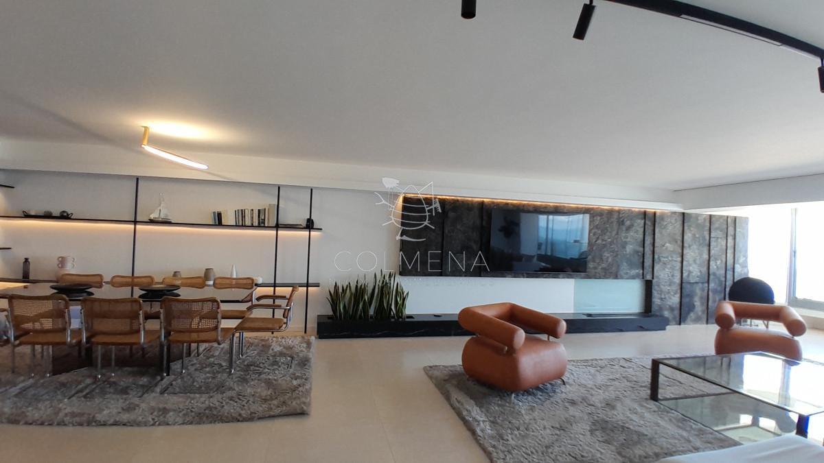 Foto de Amplio apartamento en Primera línea de playa brava. PUNTA del Este, imagen 2