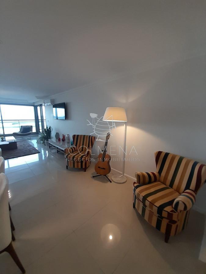 Foto de Apartamento en Alquiler de 3 dormitorios en Punta del este , Torre, imagen 5
