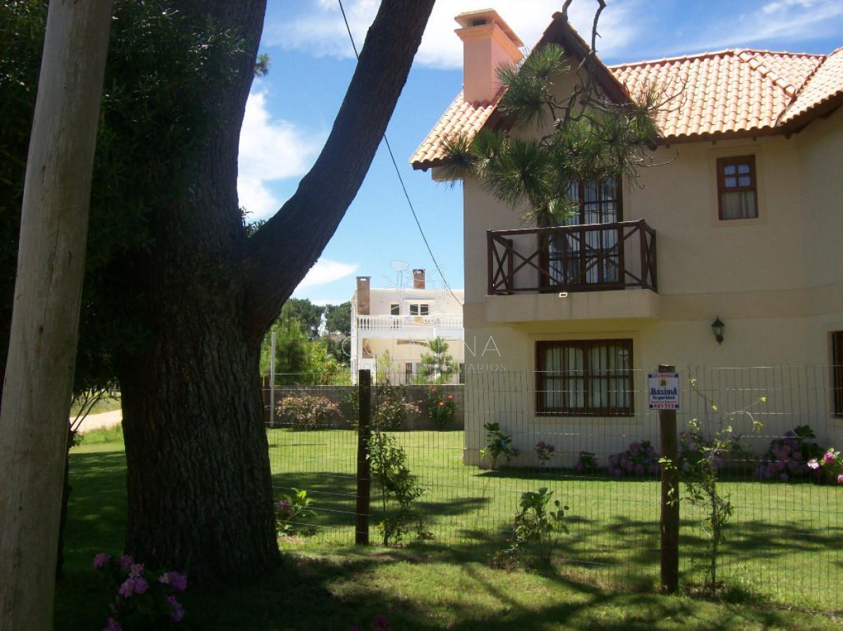 Foto de Casa en Venta, Rincón del Indio, Punta del Este, 4 Dormitorios., imagen 1